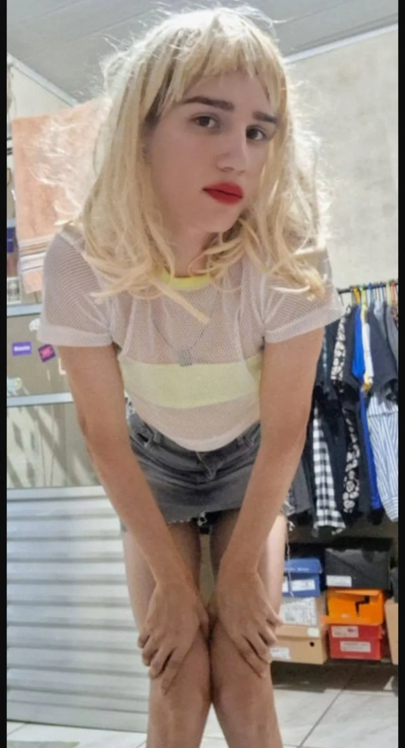 Femboy novinho image 2