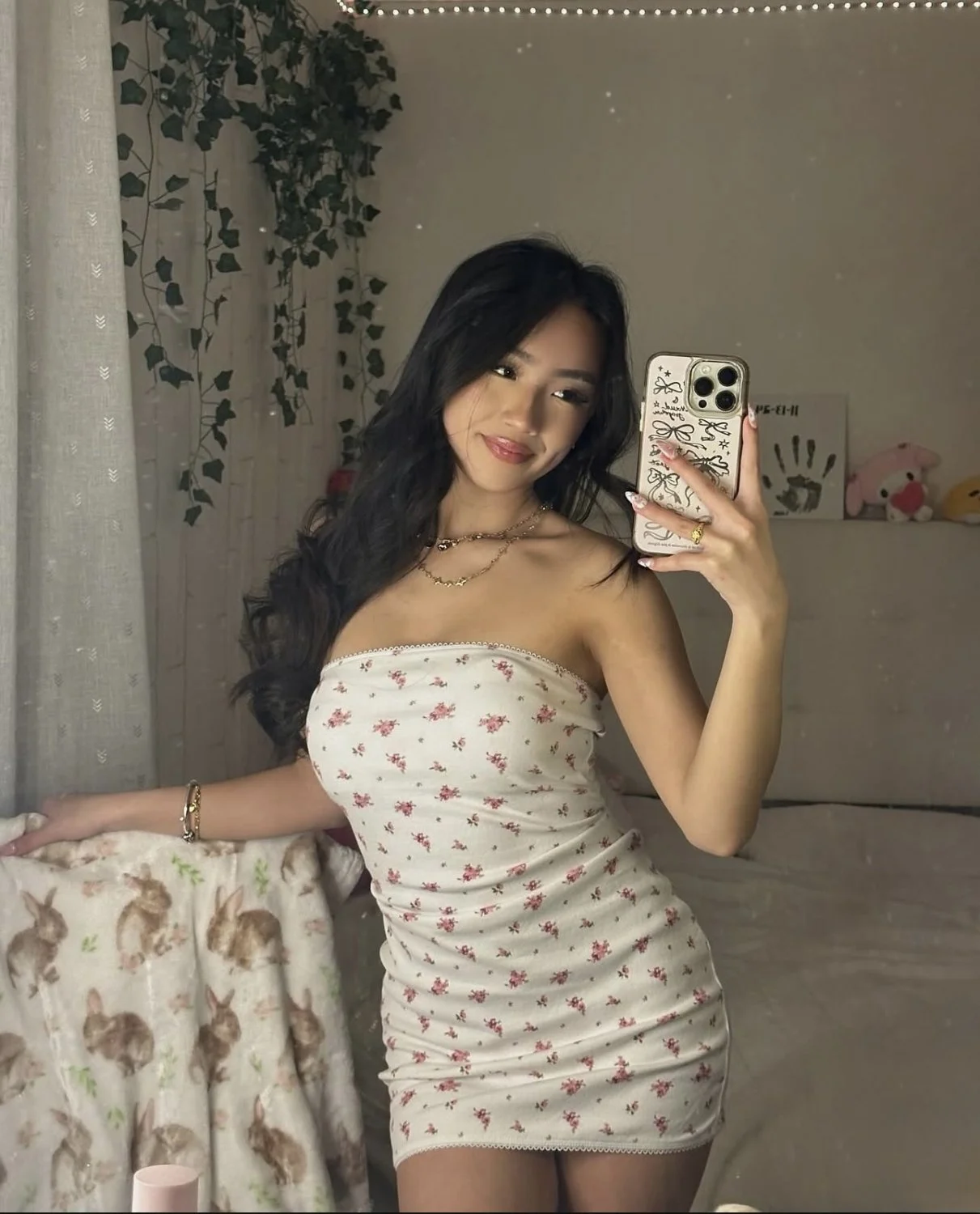 Daisy Chang pink flower dress image 5