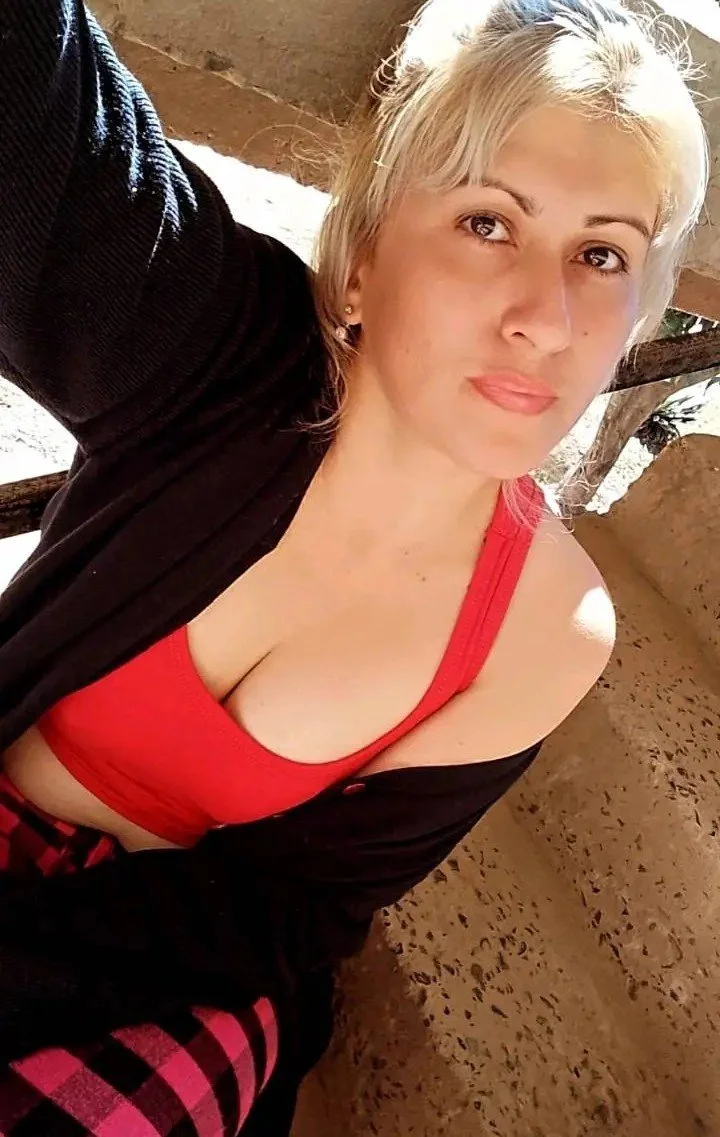 Rubia argenta trola image 3