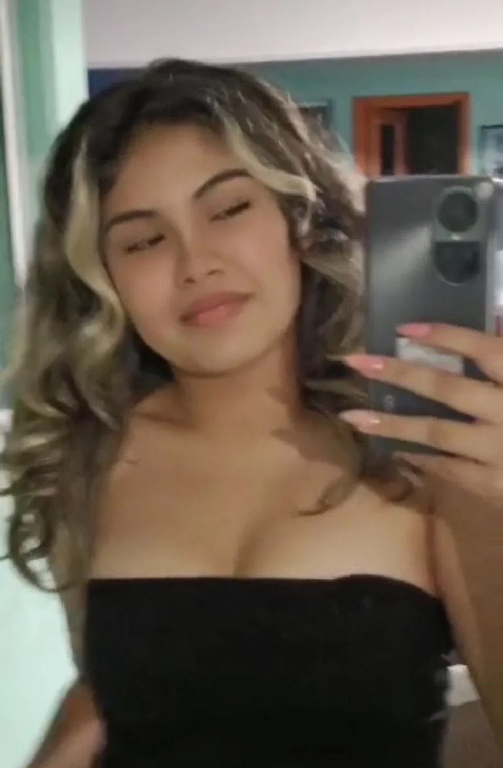 La deliciosa puta tetona de Camila image 10