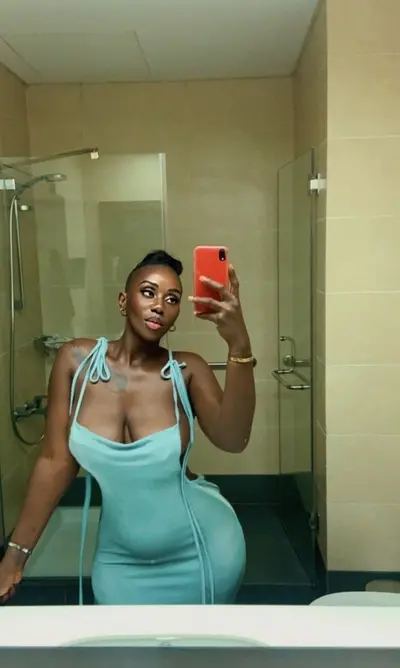 Dem's Tebua (Deborah Tebua) congolese lesbian 🇨🇩 cover image