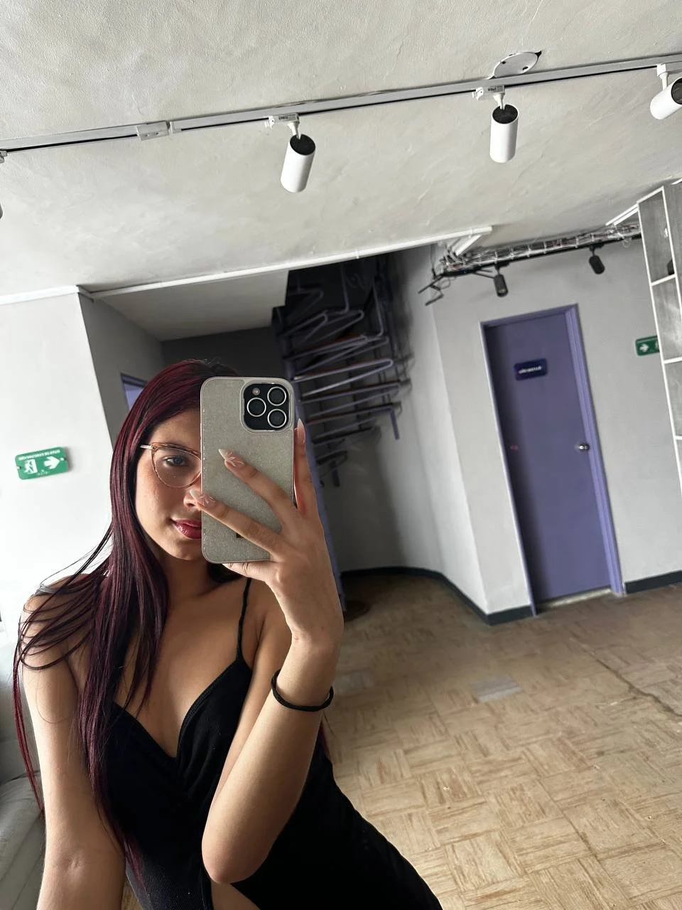a little bit sensual, a little bit smiling, very horny, come and check it out... image 3
