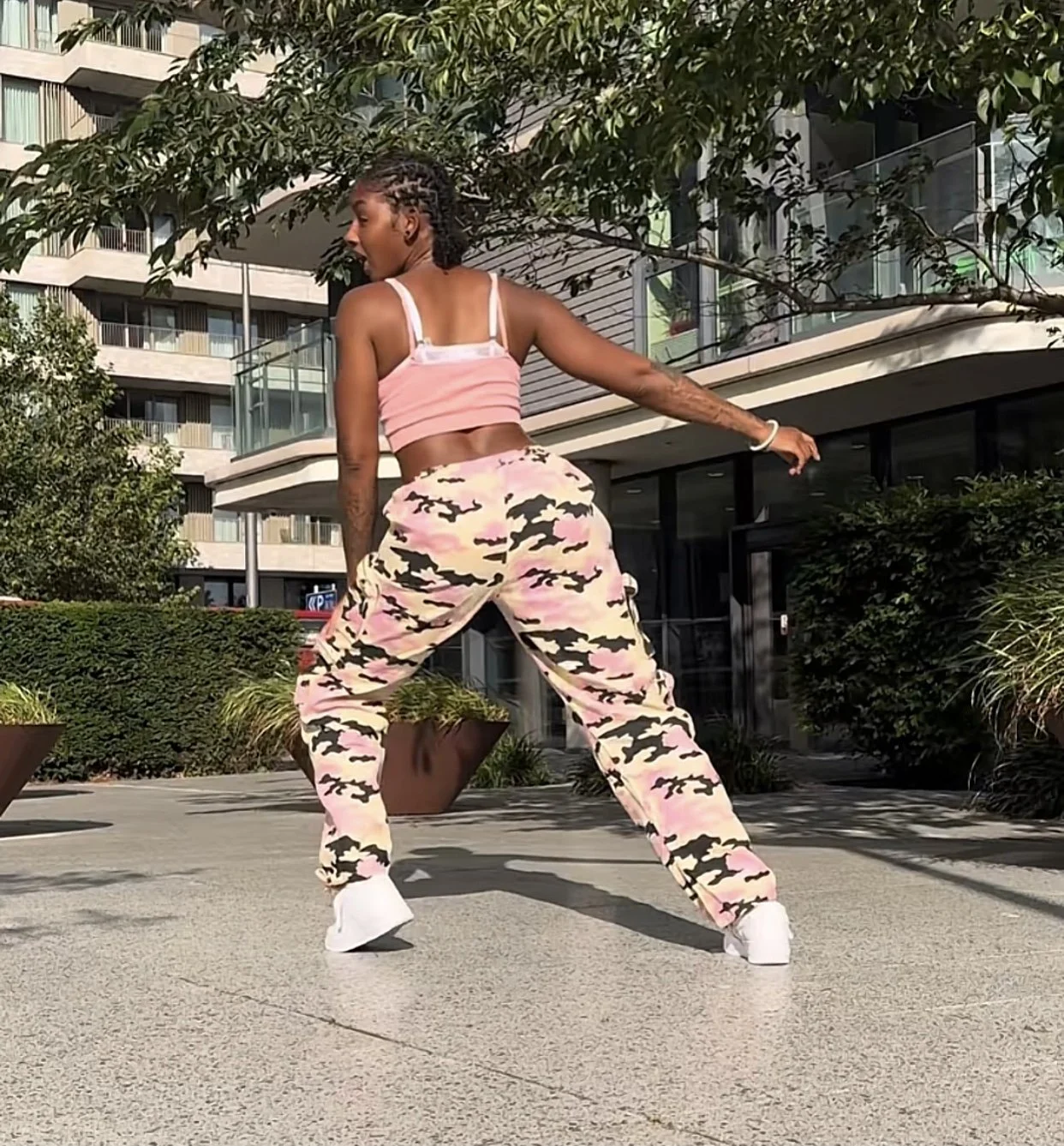 Jamaican dancer teen image 9