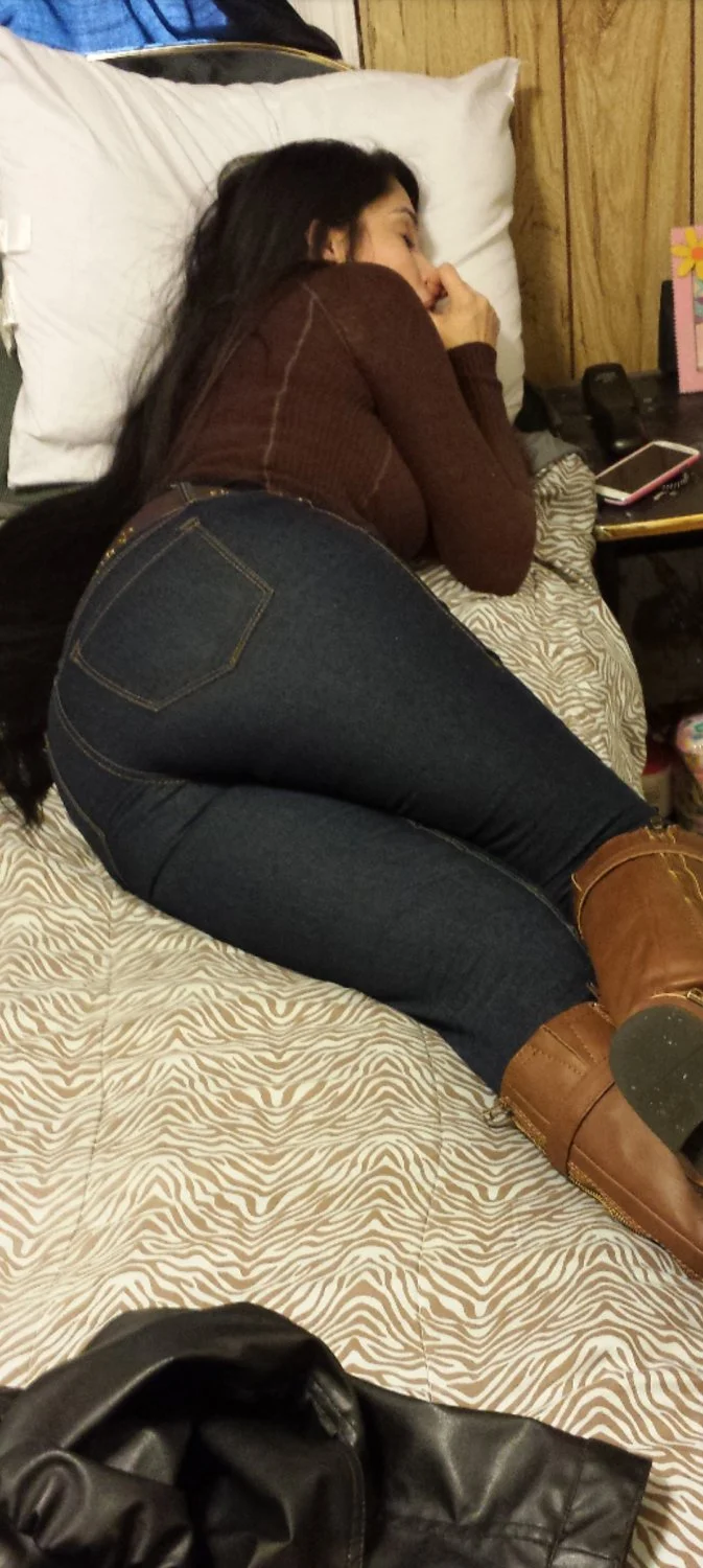 Creespshots of my latina wife's perfect ass image 3