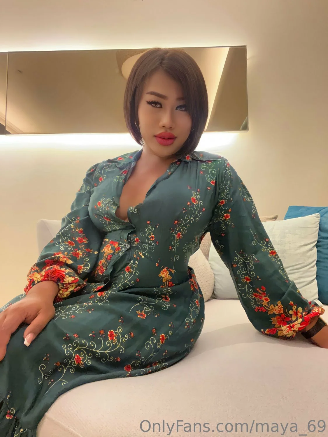 Maya Cobra Queen Trans Sexy image 15