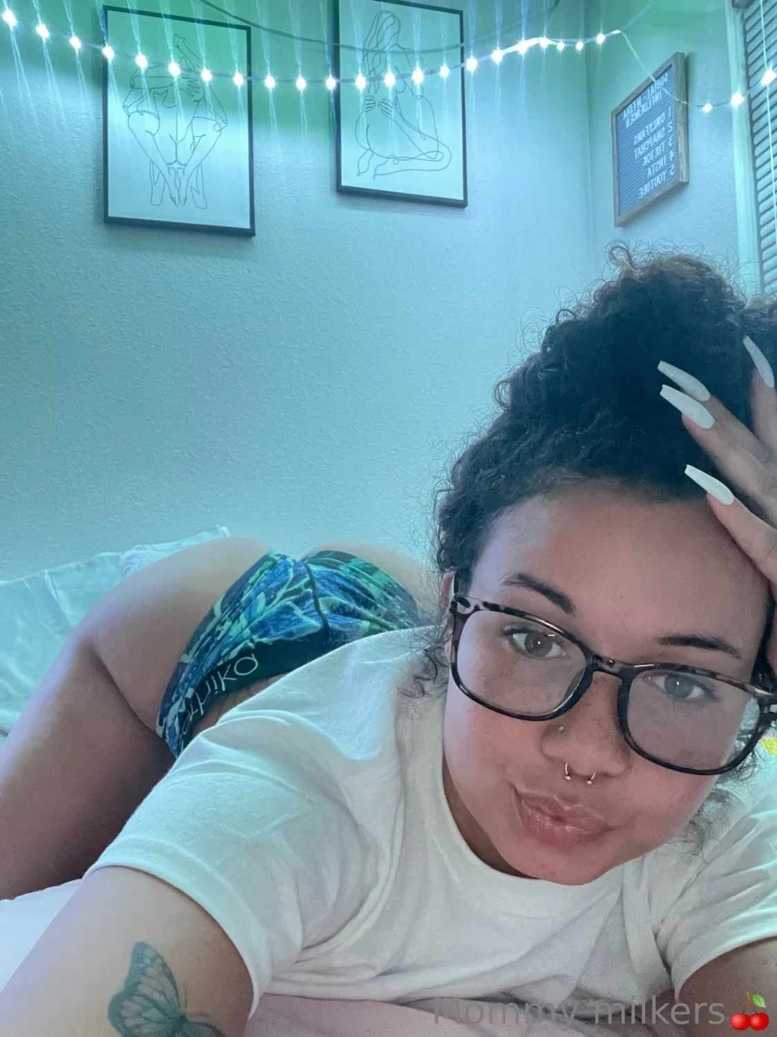 Drop: 1672 Gorgeous😍Big Ass, Big Titty Slut pt.1of3 image 36