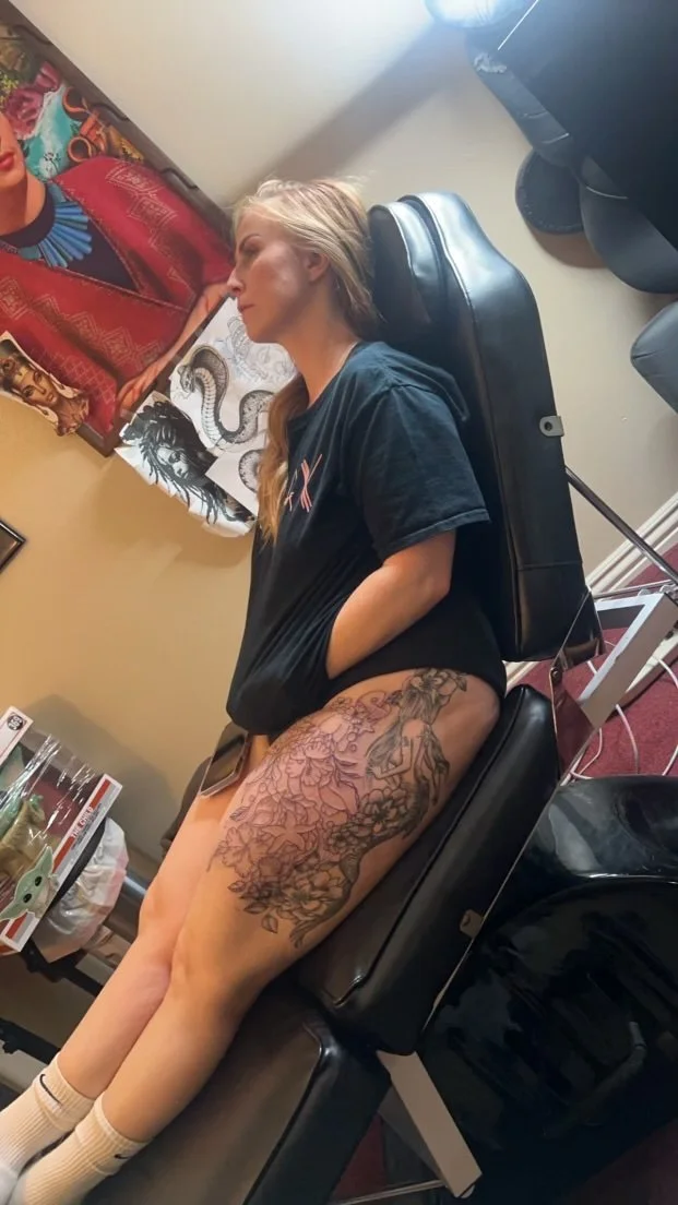 Sexy PAWG soccer mom image 4