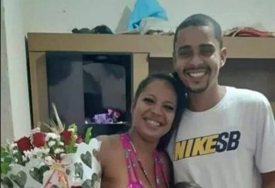 safado comeu a esposa rabuda do melhor amigo e gravou!!! novinha, vazou, vazada, amador, corno image 2