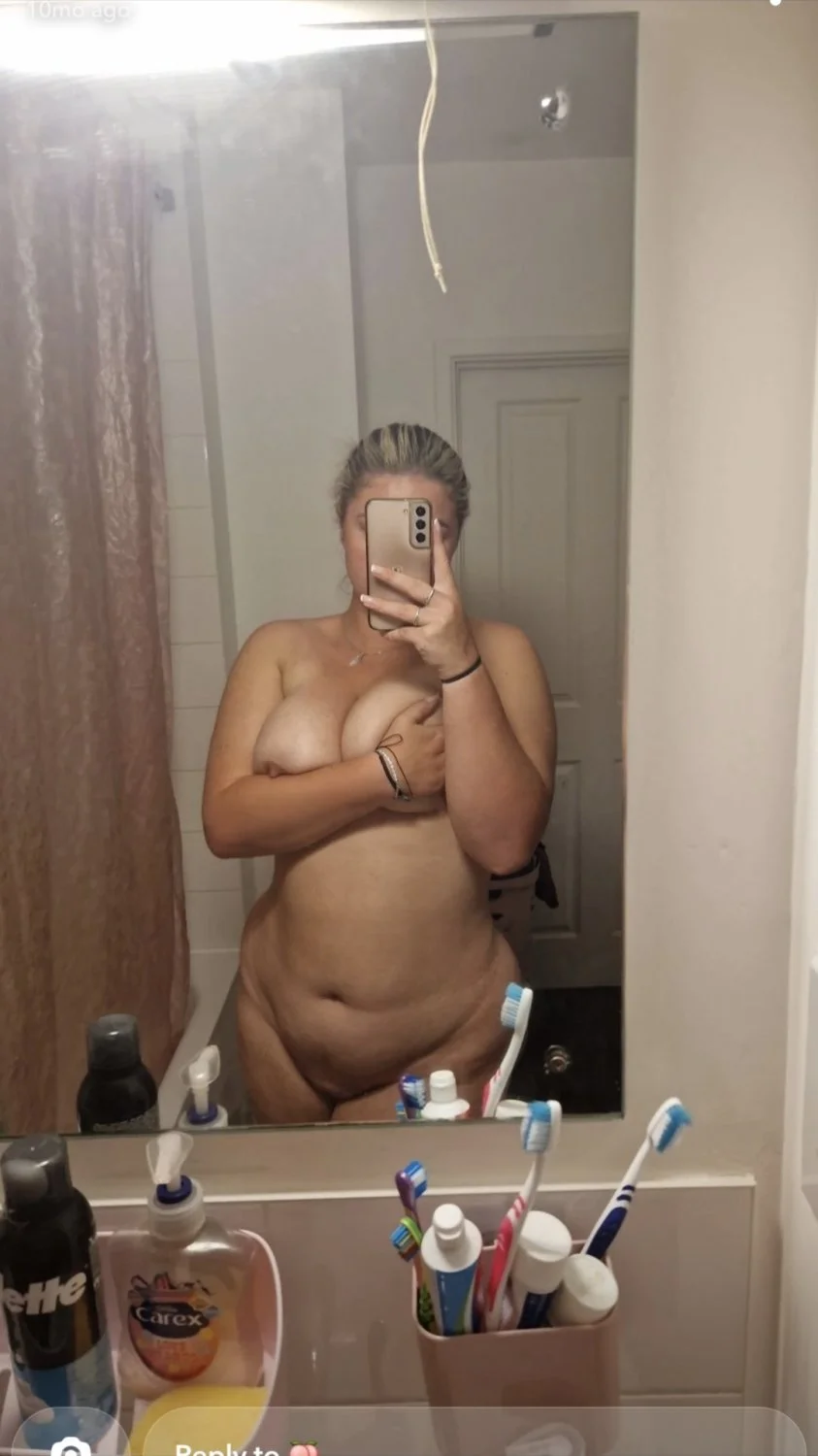 big tit blonde teen emma image 2