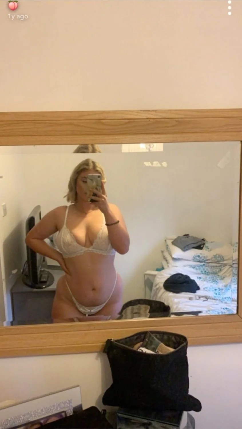 big tit blonde teen emma image 9