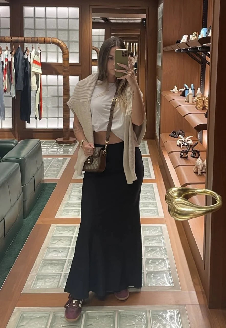 Sexy thick tan blonde college girl teasing mirror selfies image 18