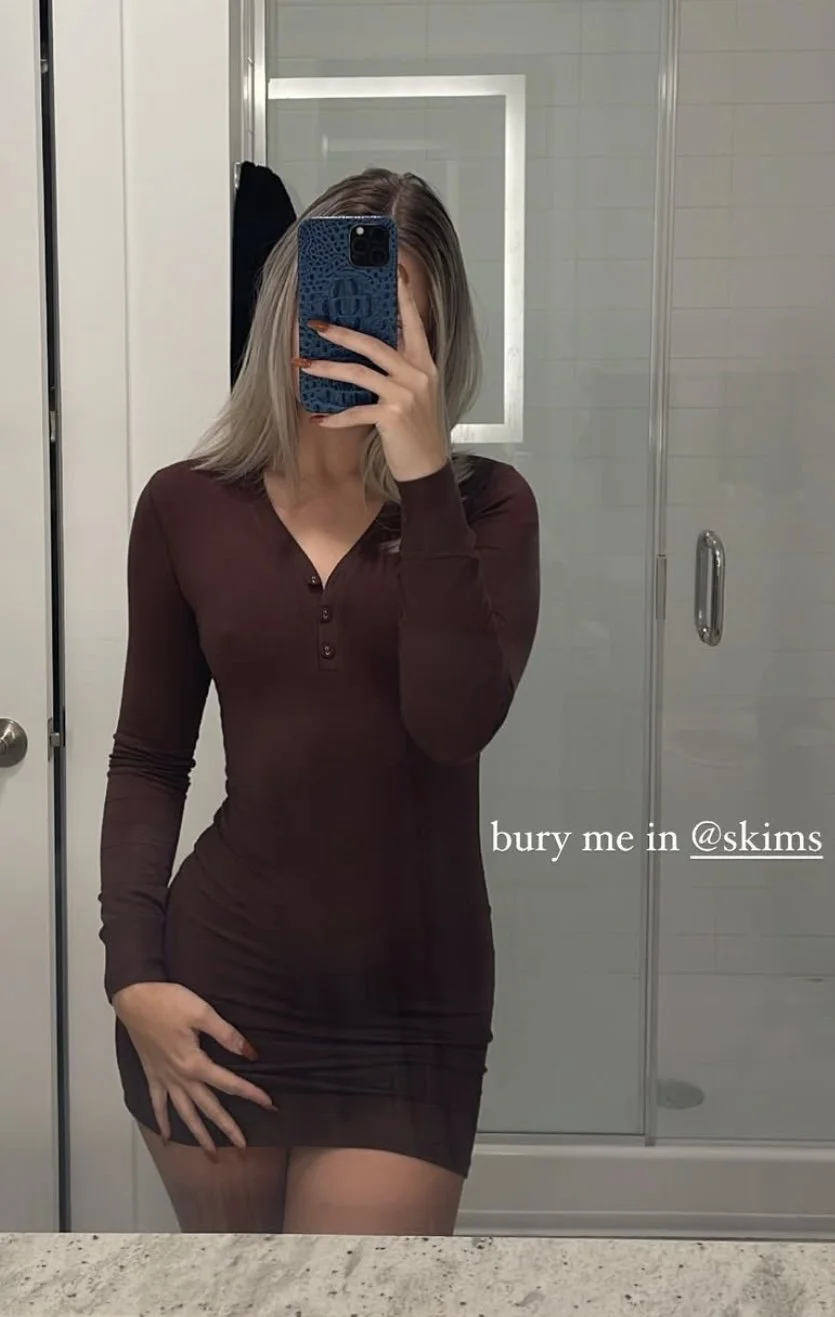 Sexy thick tan blonde college girl teasing mirror selfies image 22