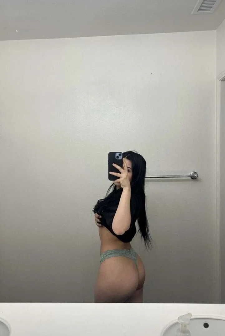 Latina image 5