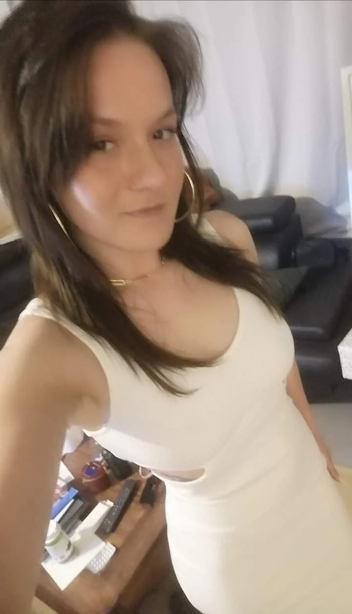 Elodie, 27, Belgium image 23