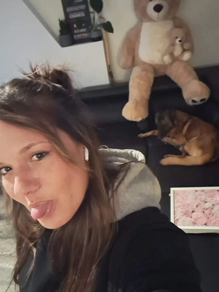 Elodie, 27, Belgium image 41