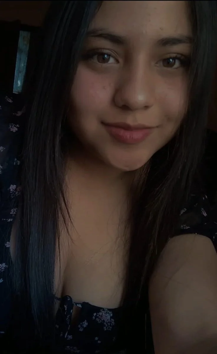 Vanessa la sobrina más puta de la familia image 14