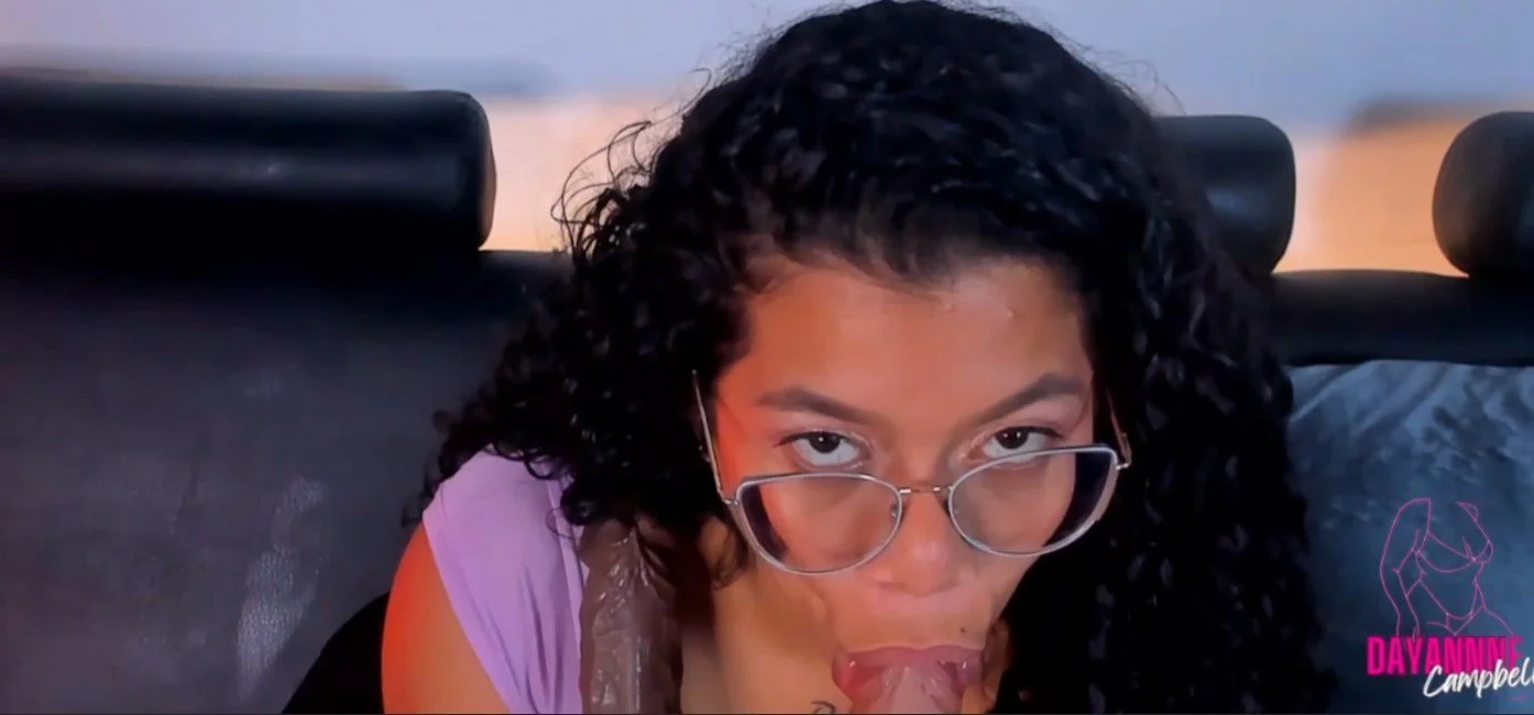 golosa a dos manos latina puta with big huge fat tits oil titfuck image 2
