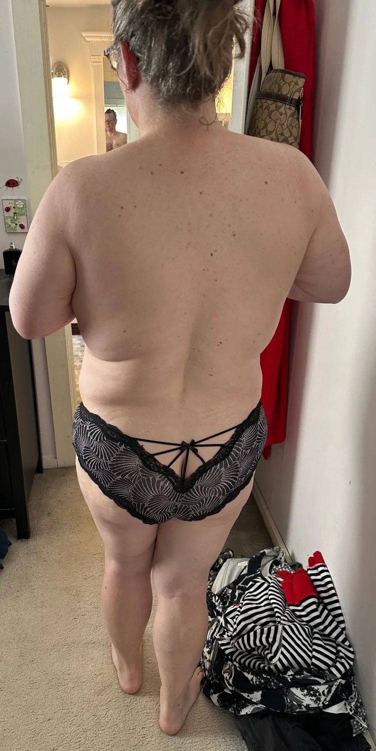 Jennifer - CT BBW Wife image 2