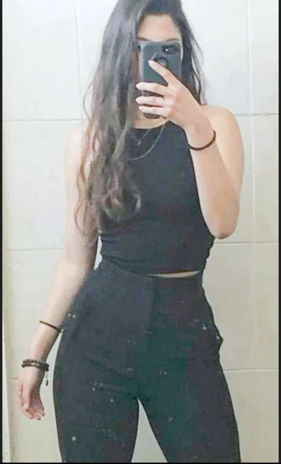 Rica culona siendo expuesta pide mucha verga image 7