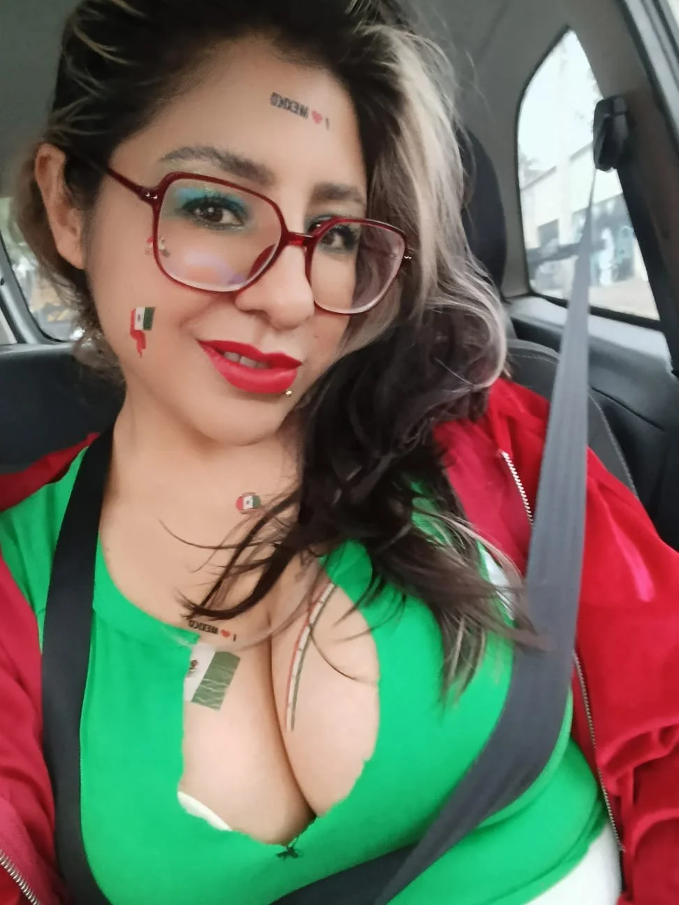Mexicana así festejan los goles y el paso de su selección a octavos de final del Mundial image 2