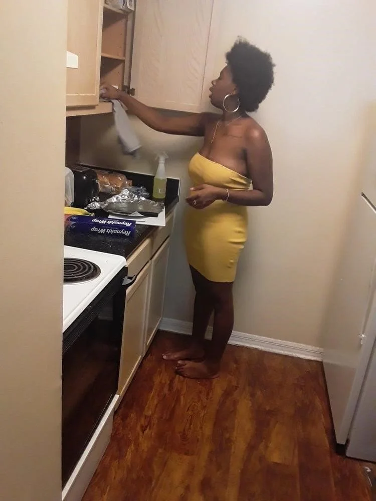 Saggy monkey tits image 3