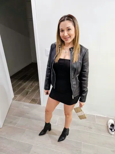 Rica Milf exhivida cover image
