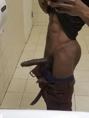 Huge cock🍆 image 1