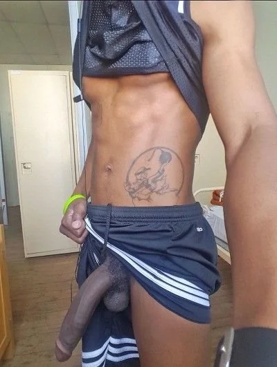 Huge cock🍆 image 16