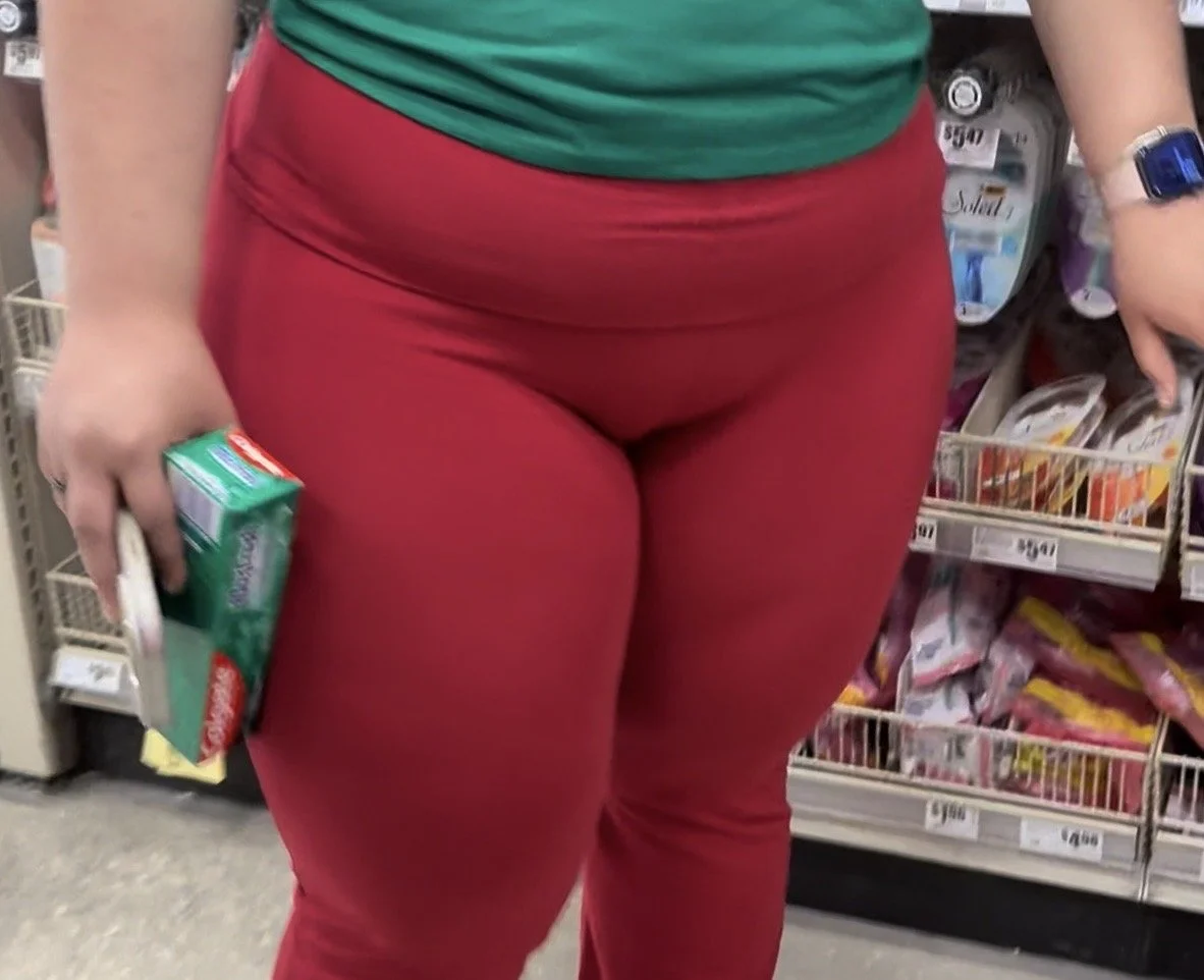 Red leggings image 3