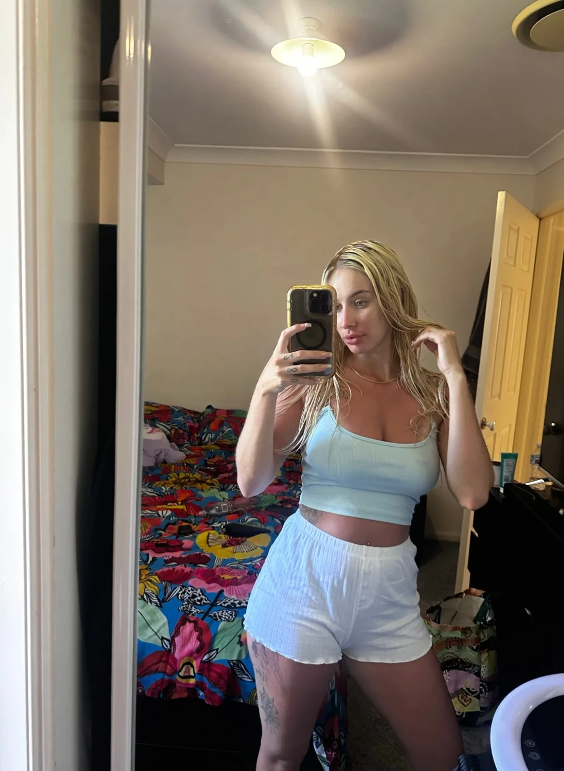 I'm hoping you'll fill me in main image