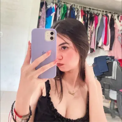 Dulce, la puta hermana de un seguidor 🔥 cover image