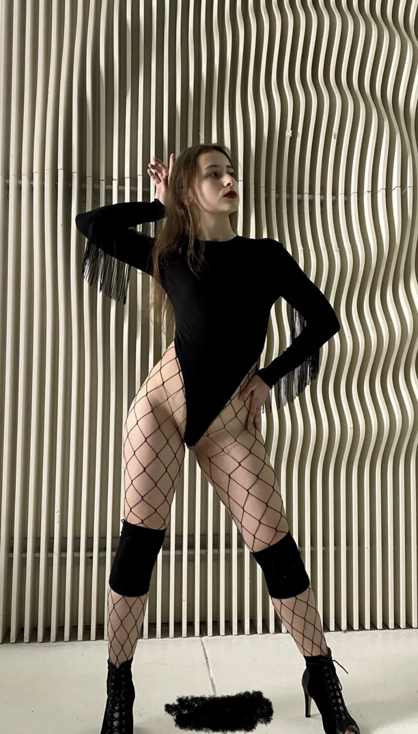 Sexy big ass bitch gf caught image 5