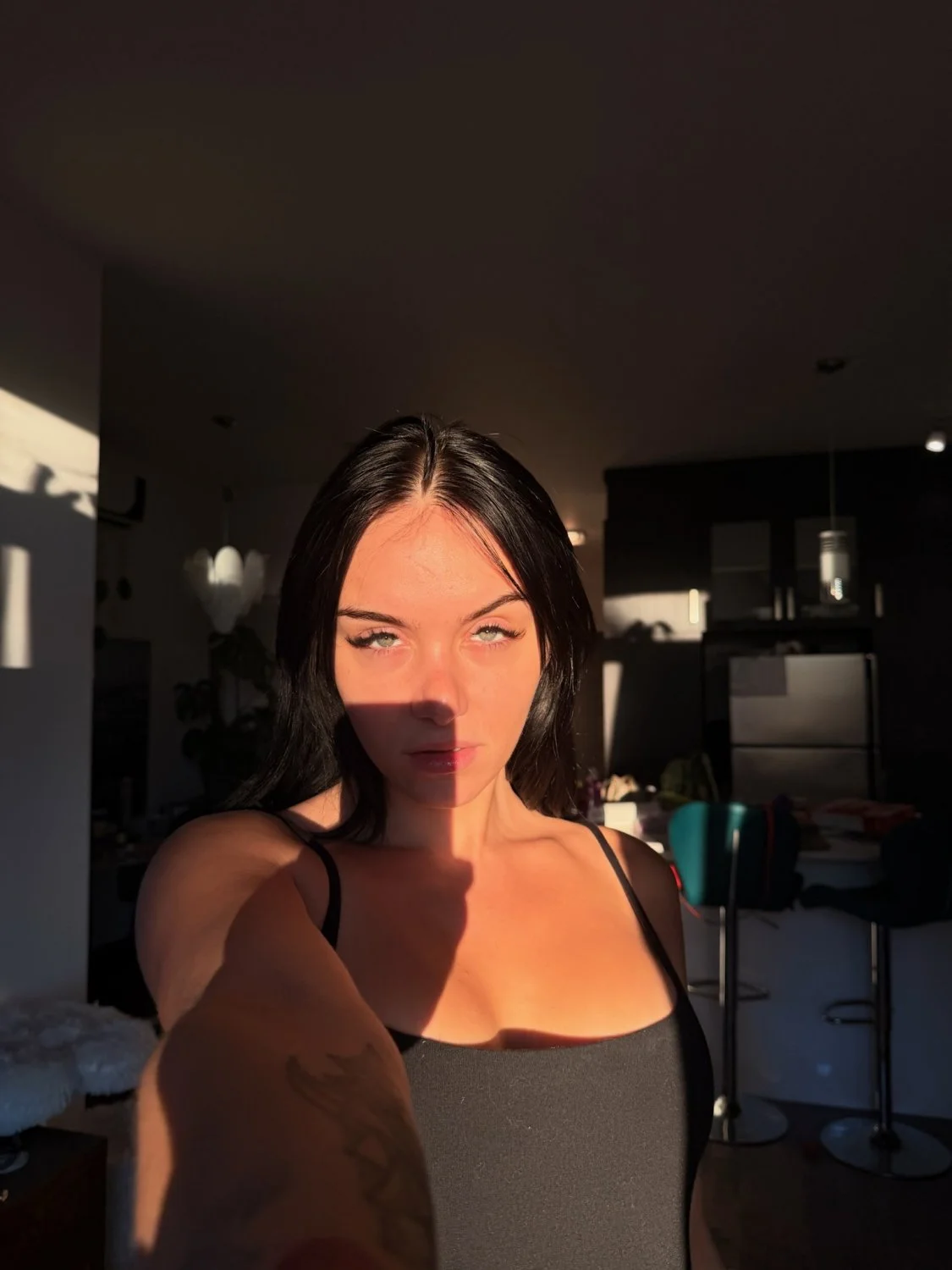 Amateur Teen Hentai Big Ass Thicc Trans image 2