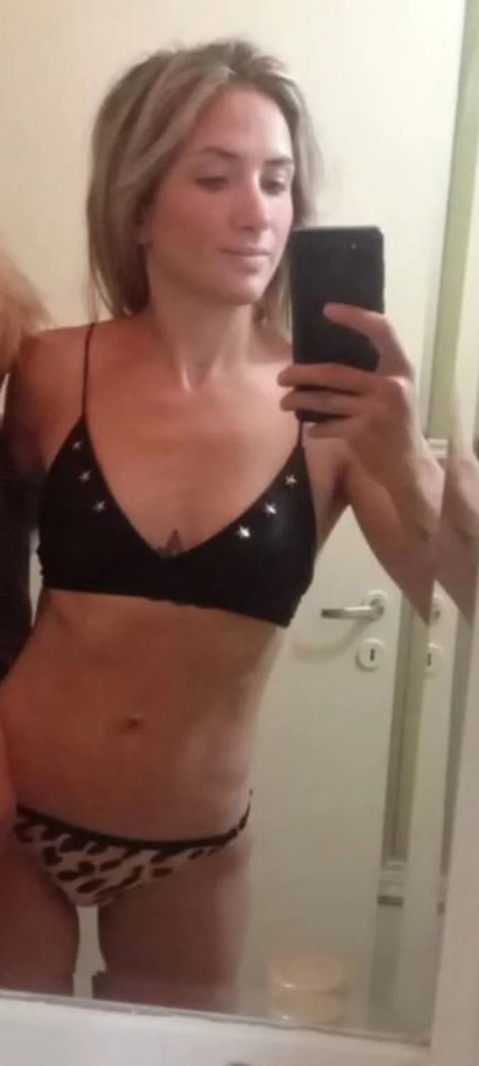 Antonella, hermosa mama argentina !! image 8