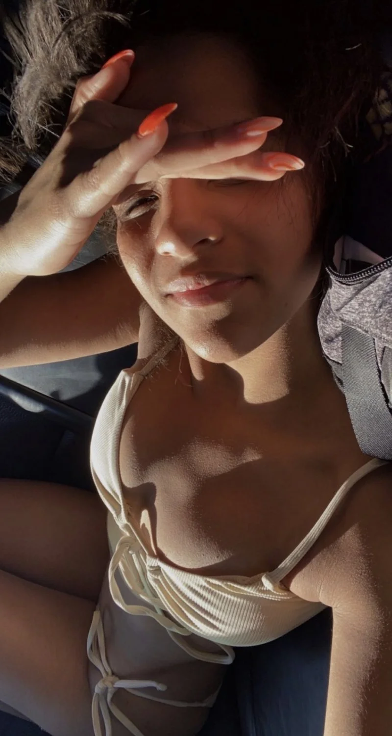 would you fuck my friends gf? I wanna nut on her face & never tell him.. image 9