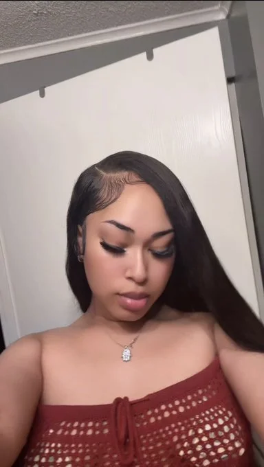 Lightskinn trans 😍😍💦😵‍💫😵‍💫 image 2