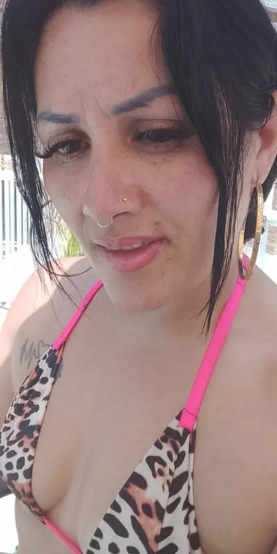 Corno pediu para vazar a puta dele mamando outra cara cover image
