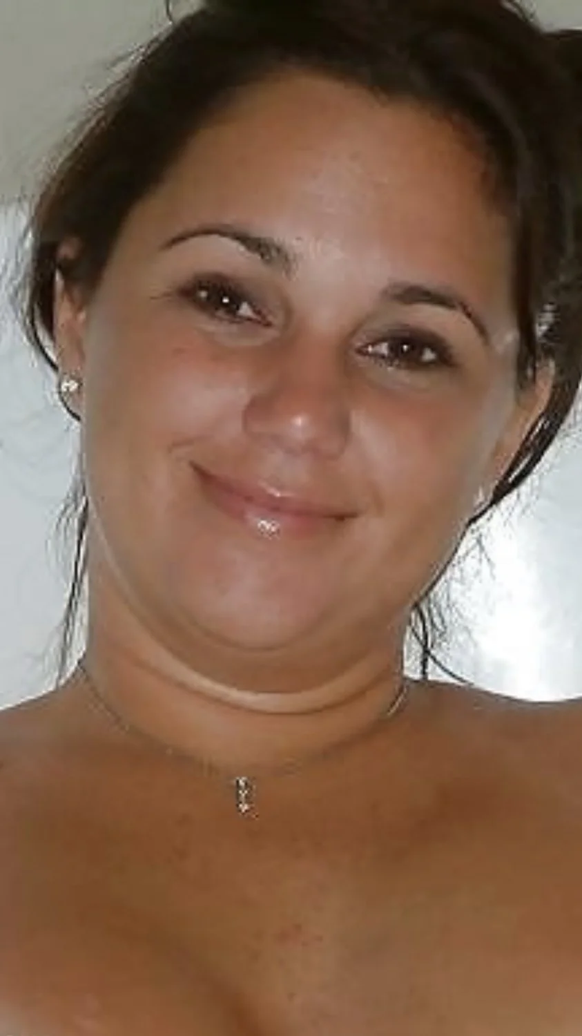Sturdy whore with colossal tan lined titties. Soccer Mommy body Bod 🔥🔥🤤🤤 image 5