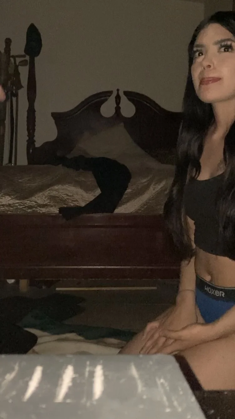 CokeGirls Pics main image