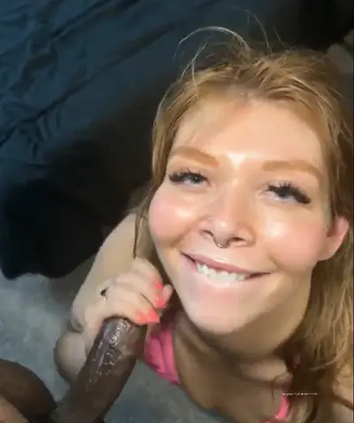 GORDA RUIVA SE OFERECENDO PRO NEGAO cover image