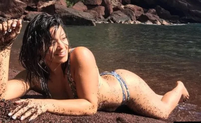 GINA RODRIGUEZ image 11