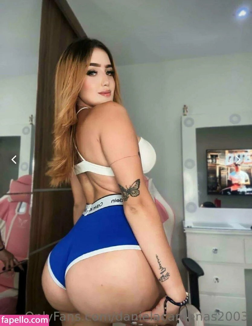 X - danielacardenasr 🔝 image 24
