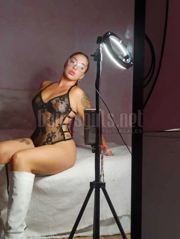 Puta escort micayoung image 5