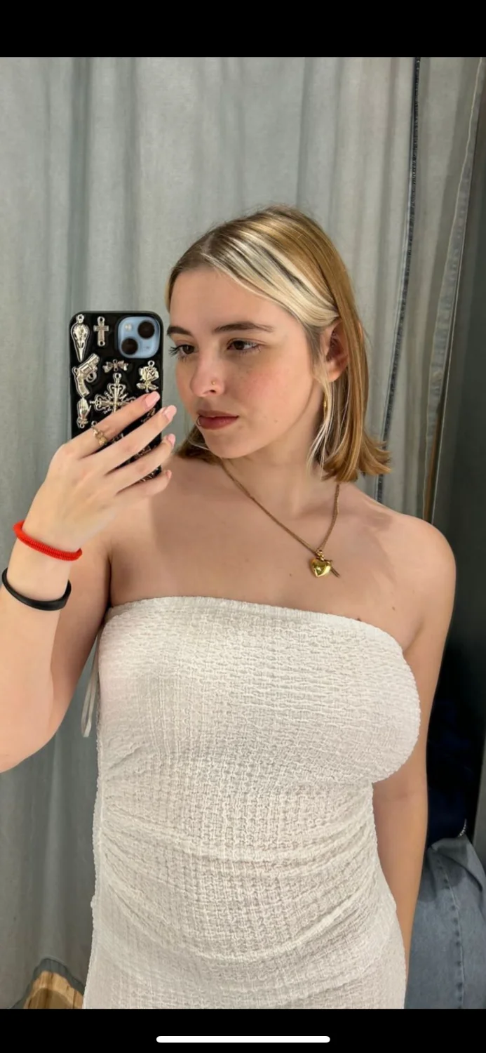 Ana 20yo gf exposed kik sendgfs22 to add your girl image 3