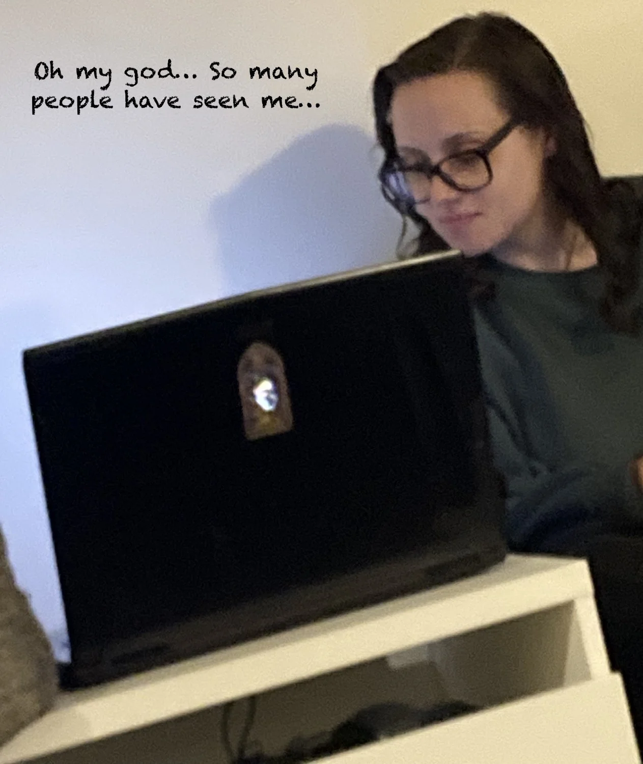 Sister discovers she's famous ... image 3