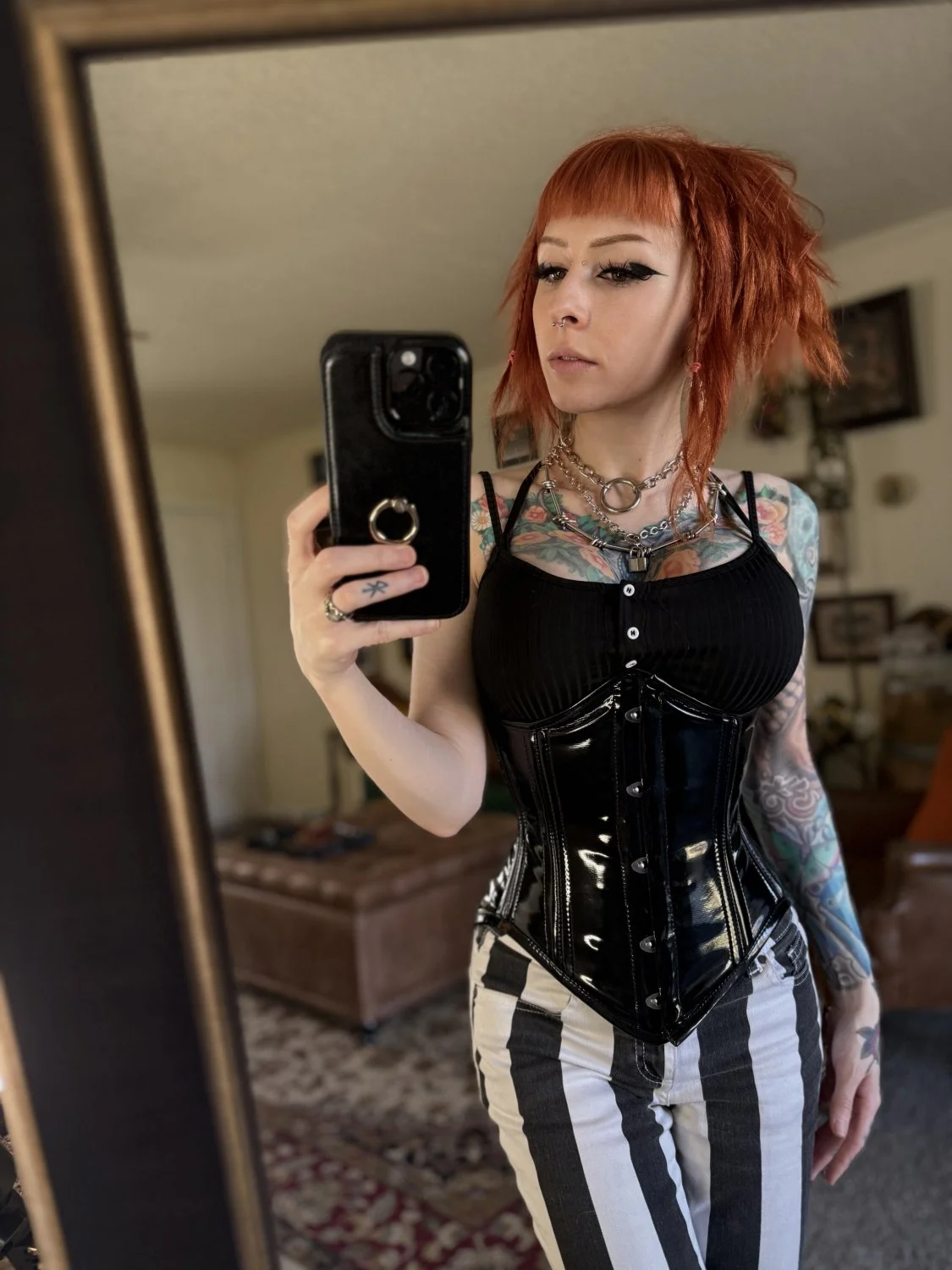 Ever wondered what it's like to sell your soul to a findomme witch image 2
