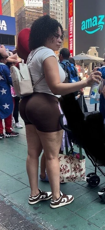 Thick Puerto Rican Milf In Time Square image 2
