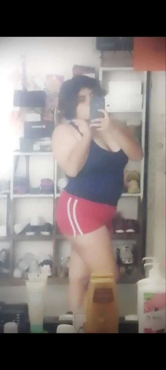La putita de un cornudo que me compartió un poco de su mujer image 4