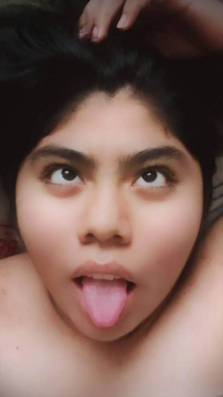La putita de un cornudo que me compartió un poco de su mujer image 6