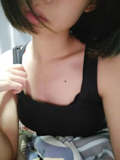 dumb kik girl hanna.taylor15 cover image